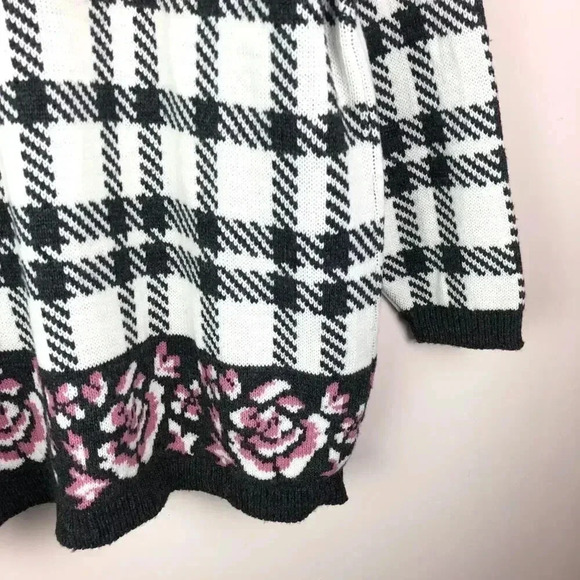 VTG Whimsical Gray Plaid Oversized Floral Sweater - Picture 4 of 7